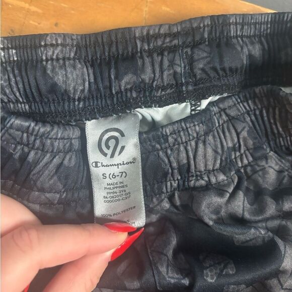 Champion Kids Gray and Black Shorts bundle size 6/7 EUC 4 pieces bundle - Picture 5 of 8